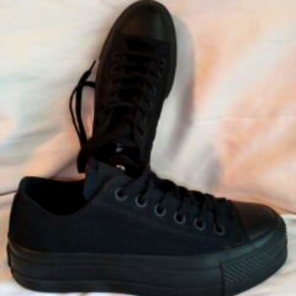 Converse Black Women's Sneakers